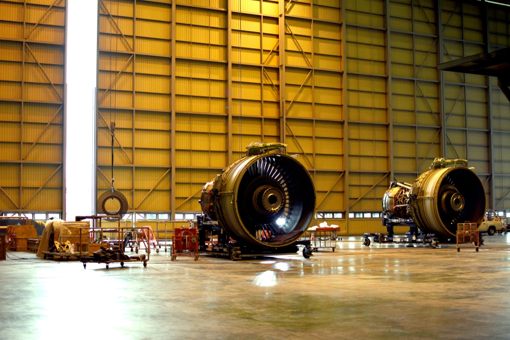 Testy oraz specjalny hangar