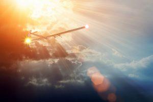 Samoloty ładowane energią słoneczną mogą stać się transportem przyszłości.